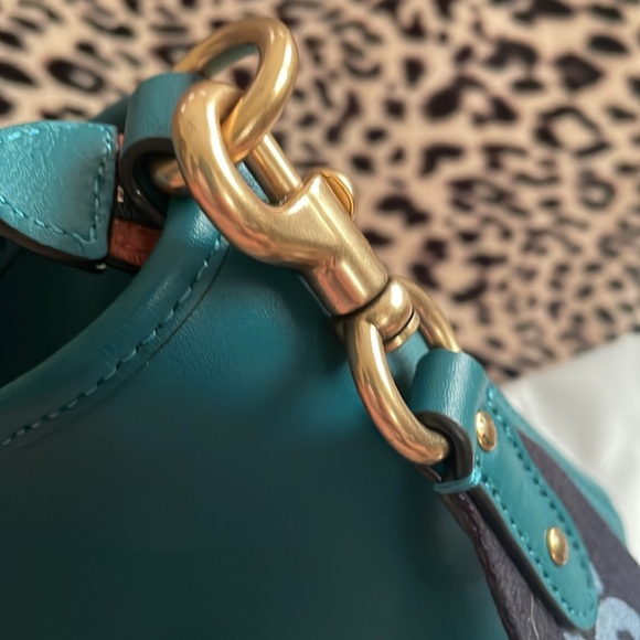 Brand New Coach Leather shoulder bag - Picture 2 of 7